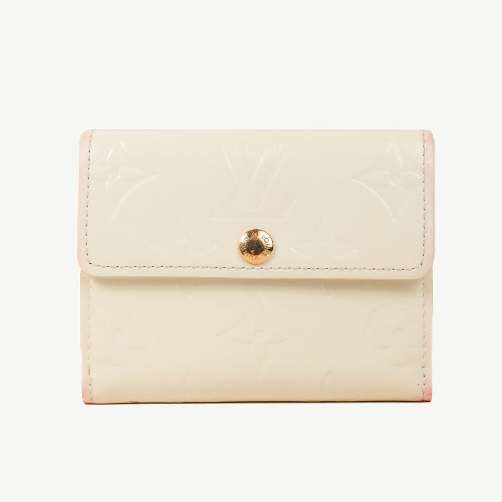 Louis Vuitton Ludlow Perle Monogram Vernis Compact Wallet